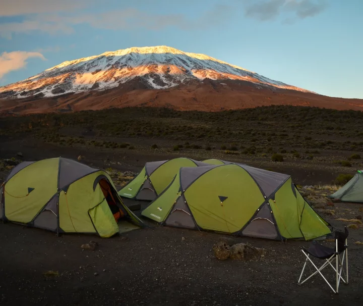 Arrow Glacier Camp